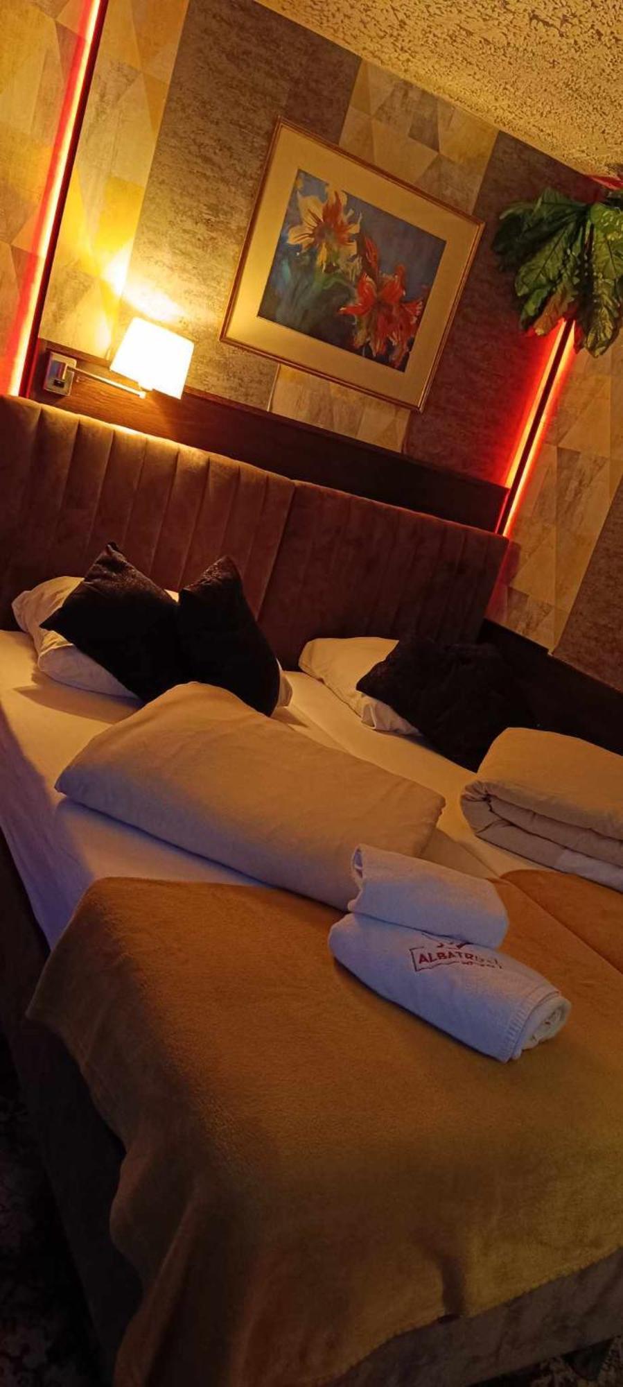 Zajazd Albatros Rzeszow Spa Exteriör bild