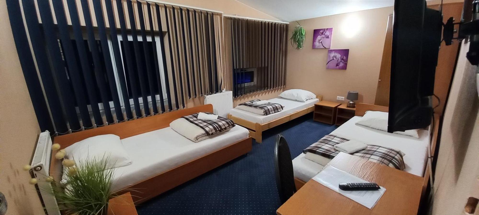 Zajazd Albatros Rzeszow Spa Exteriör bild