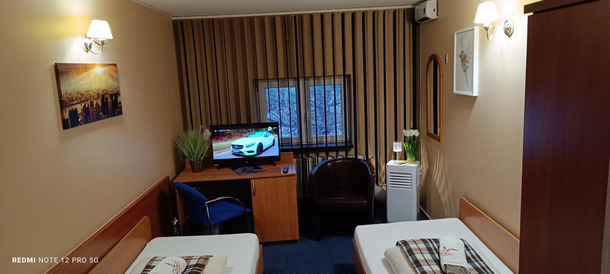 Zajazd Albatros Rzeszow Spa Exteriör bild